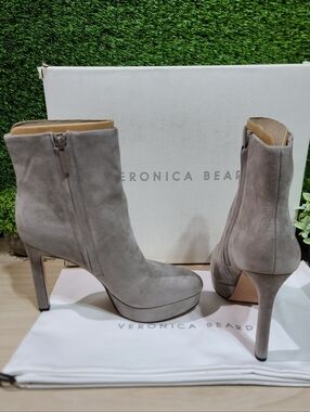 Veronica Beard Dali Platform Bootie - Taupe Grey US 7.5 M NEW